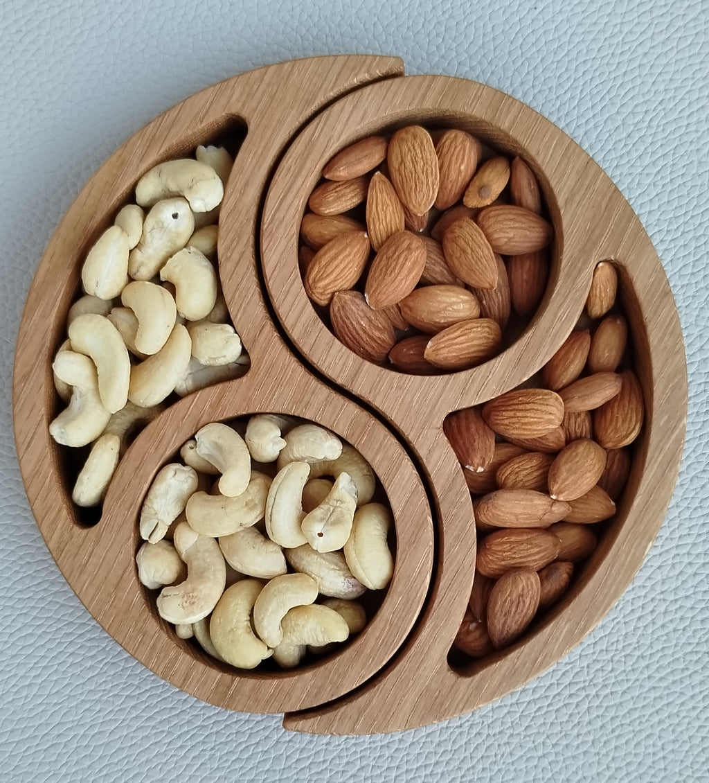 Balanse - todelt treskål i eik